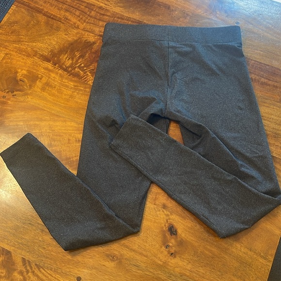 EUC Matty M Gray Leggings Size S - Picture 3 of 3